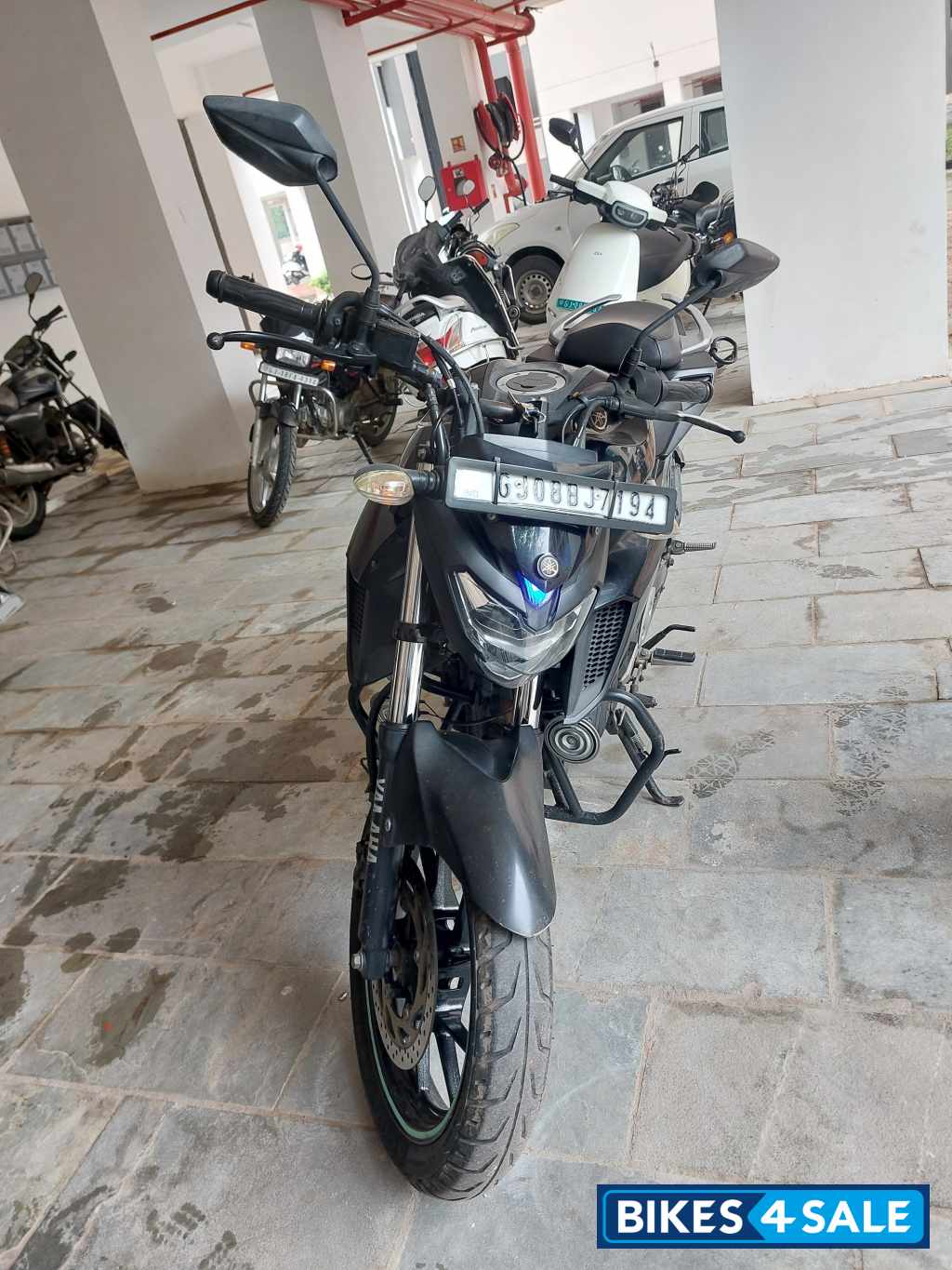 Yamaha FZ25