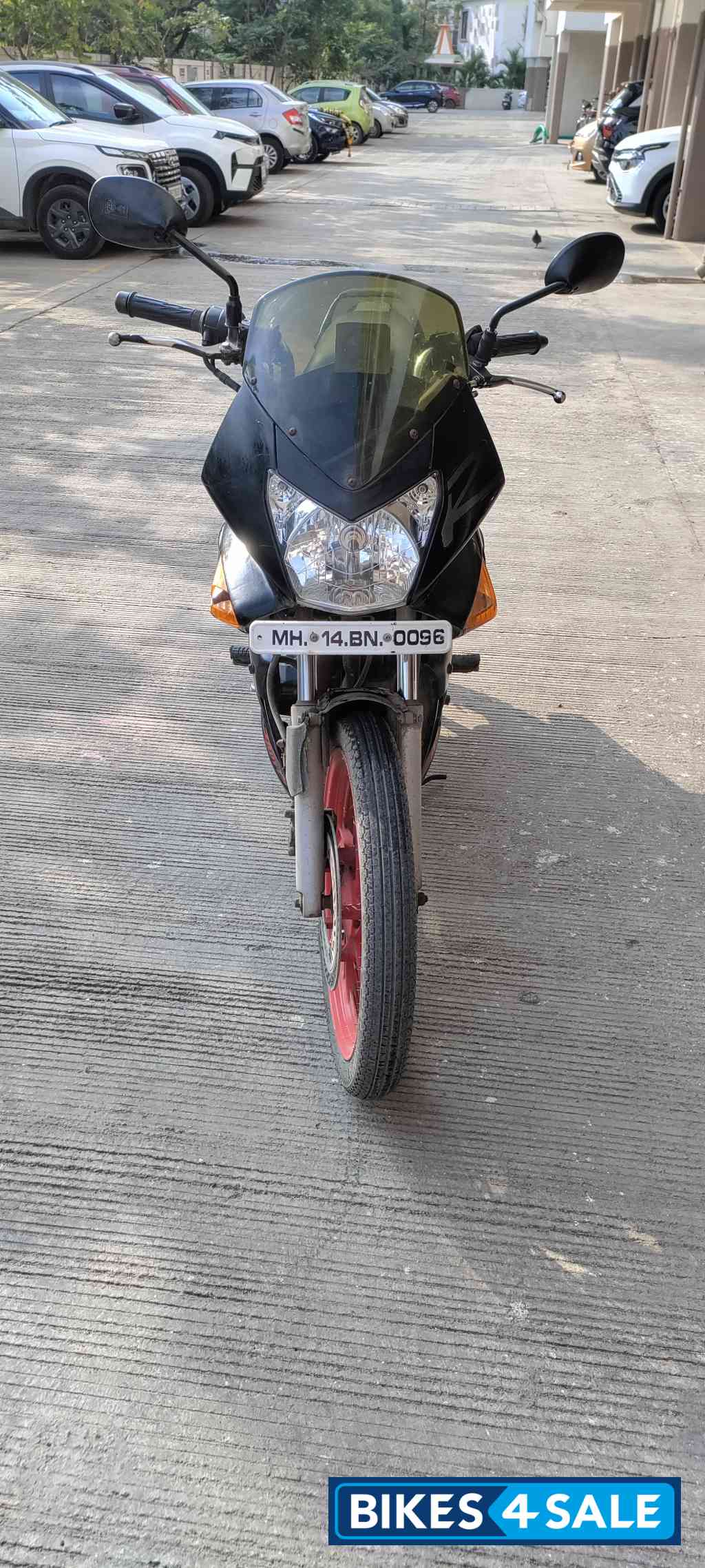 Black Red Hero Karizma R