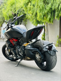 Ducati Diavel 1260 S