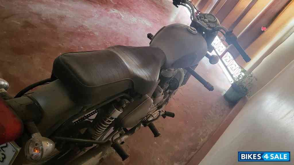 Royal Enfield Bullet 350