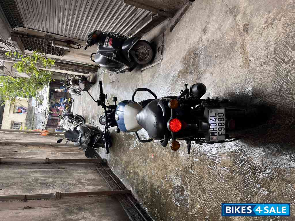 Royal Enfield Hunter 350 Metro