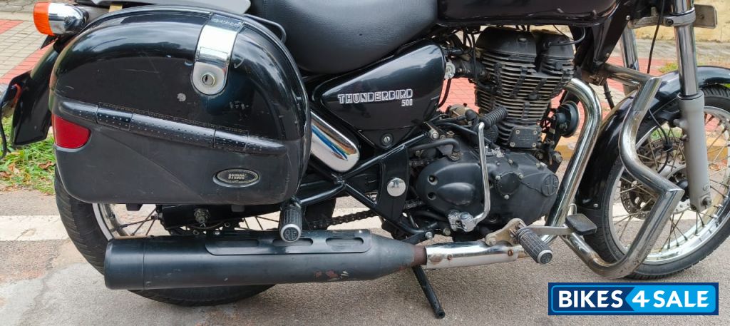 Black Royal Enfield Thunderbird 500