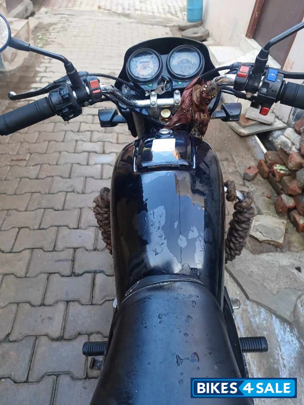 Hero Splendor Plus Black and Accent