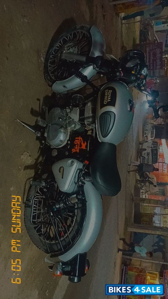 Royal Enfield Bullet 350