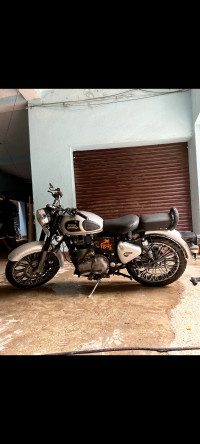 Royal Enfield Bullet 350