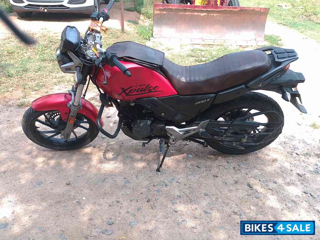 C Candy Blaz Red Hero XPulse 200T C Candy Blaz Red Hero XPulse 200T