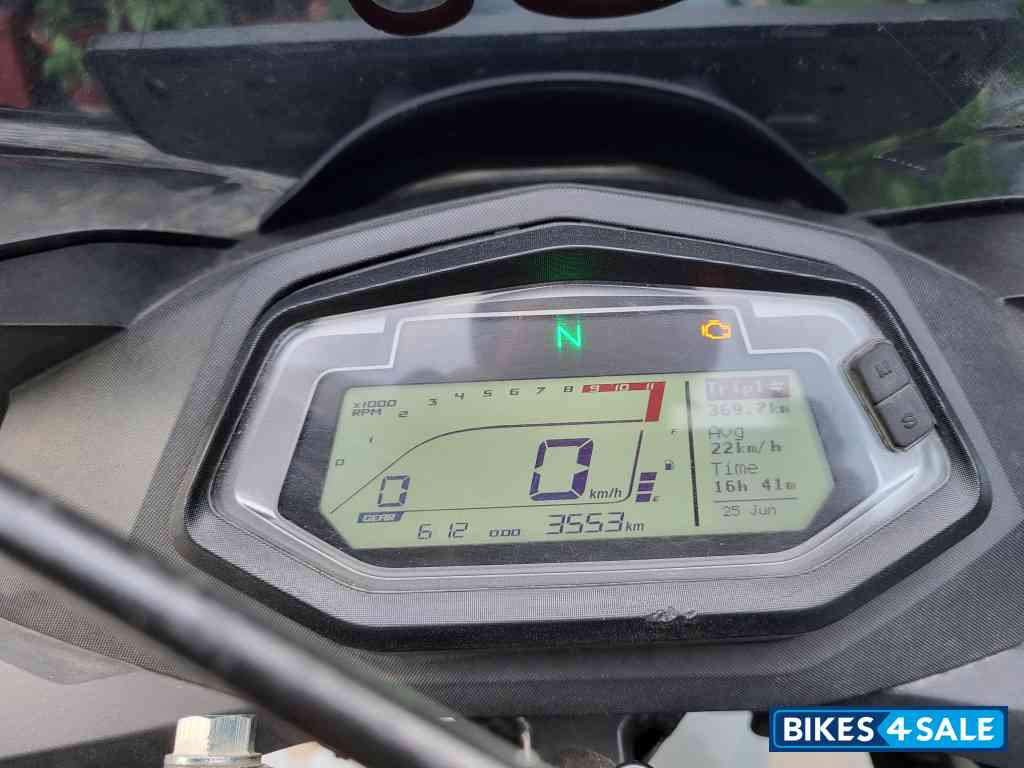 White/black Hero Xtreme 200S