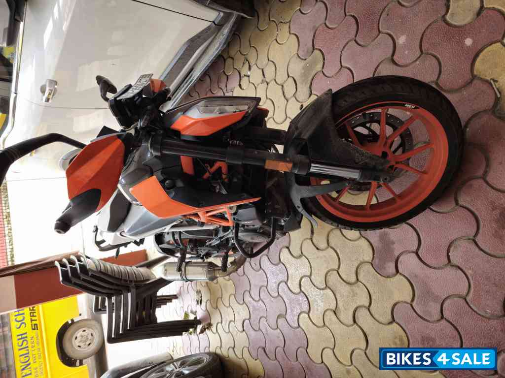 KTM Duke 390