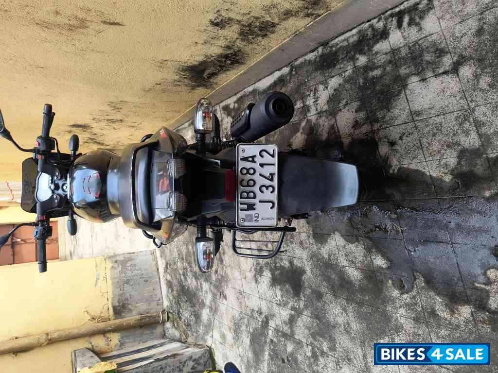Bajaj Pulsar 150 Neon BS6