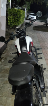 Jawa 42 Bobber Dual Channel ABS