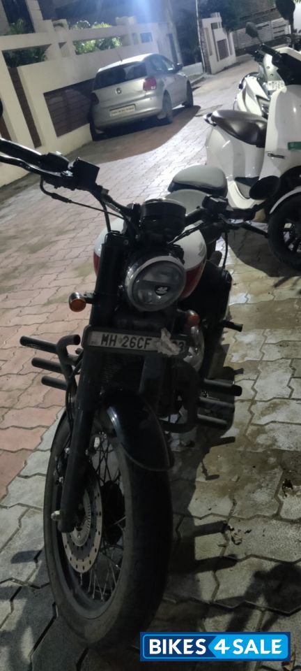 Jawa 42 Bobber Dual Channel ABS Jawa 42 Bobber Dual Channel ABS