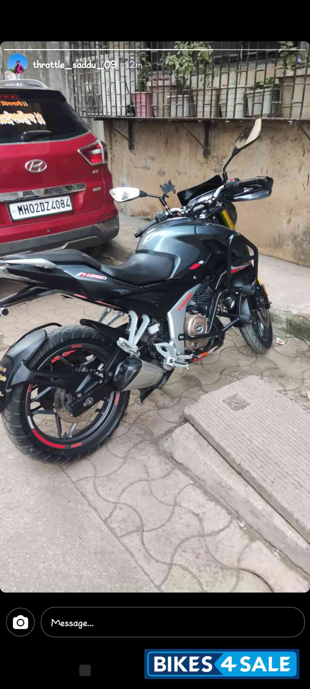 Brooklyn Black Bajaj Pulsar N250