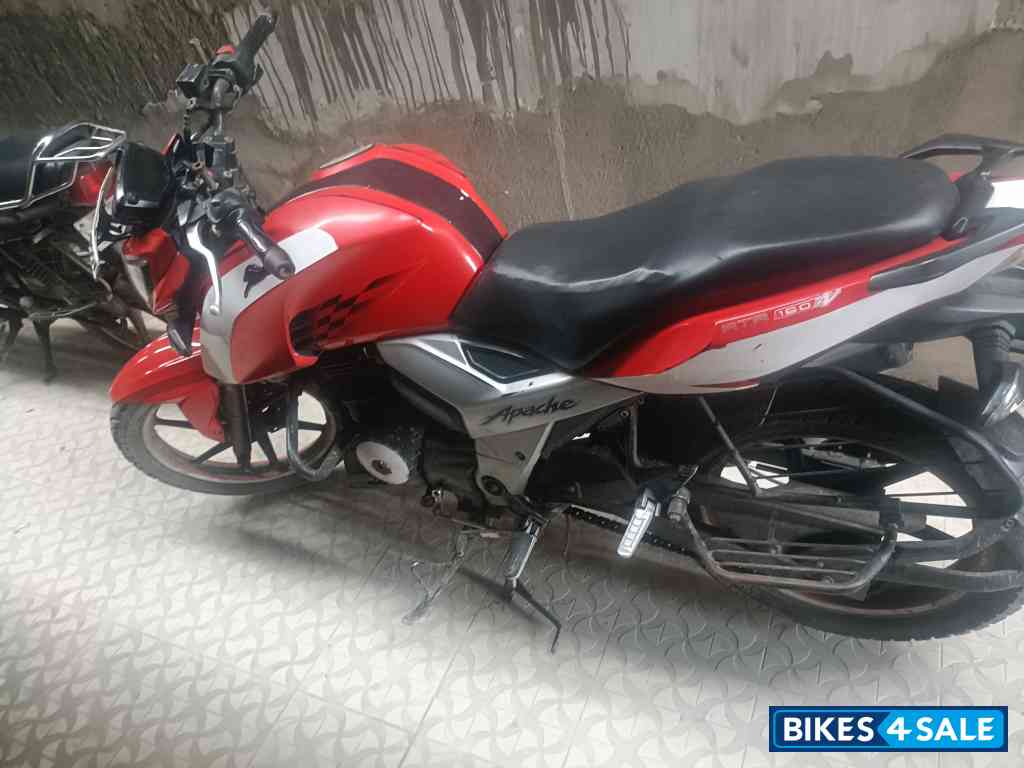 TVS Apache RTR 160 4V