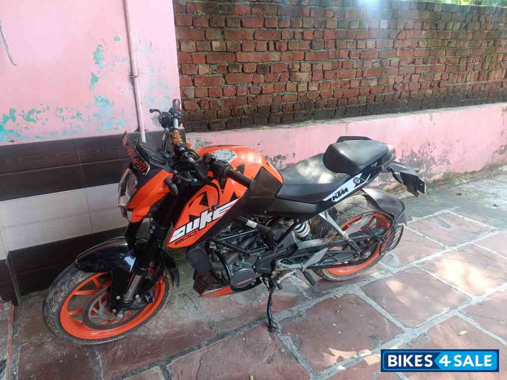 KTM Duke 200 ABS