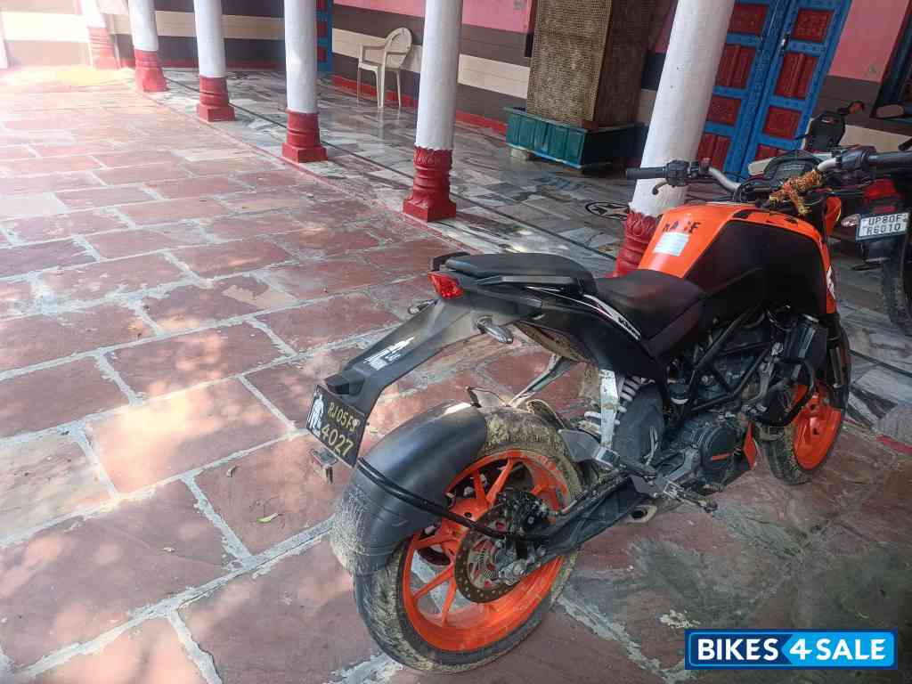 KTM Duke 200 ABS