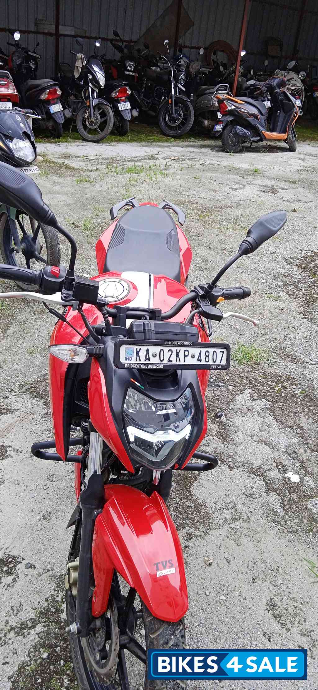 TVS Apache RTR 160 4V Special Edition