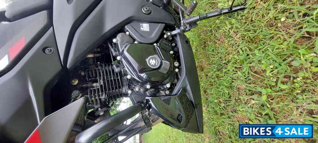 Black Bajaj Pulsar N160 Dual Channel ABS