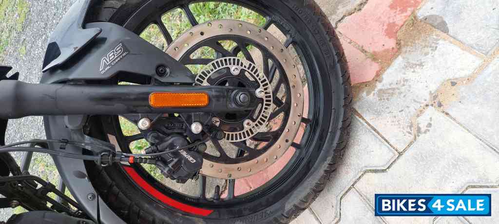 Black Bajaj Pulsar N160 Dual Channel ABS