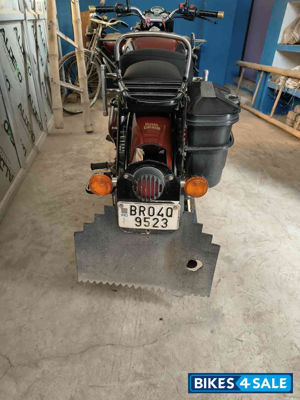 Chest Nut Royal Enfield Classic 350