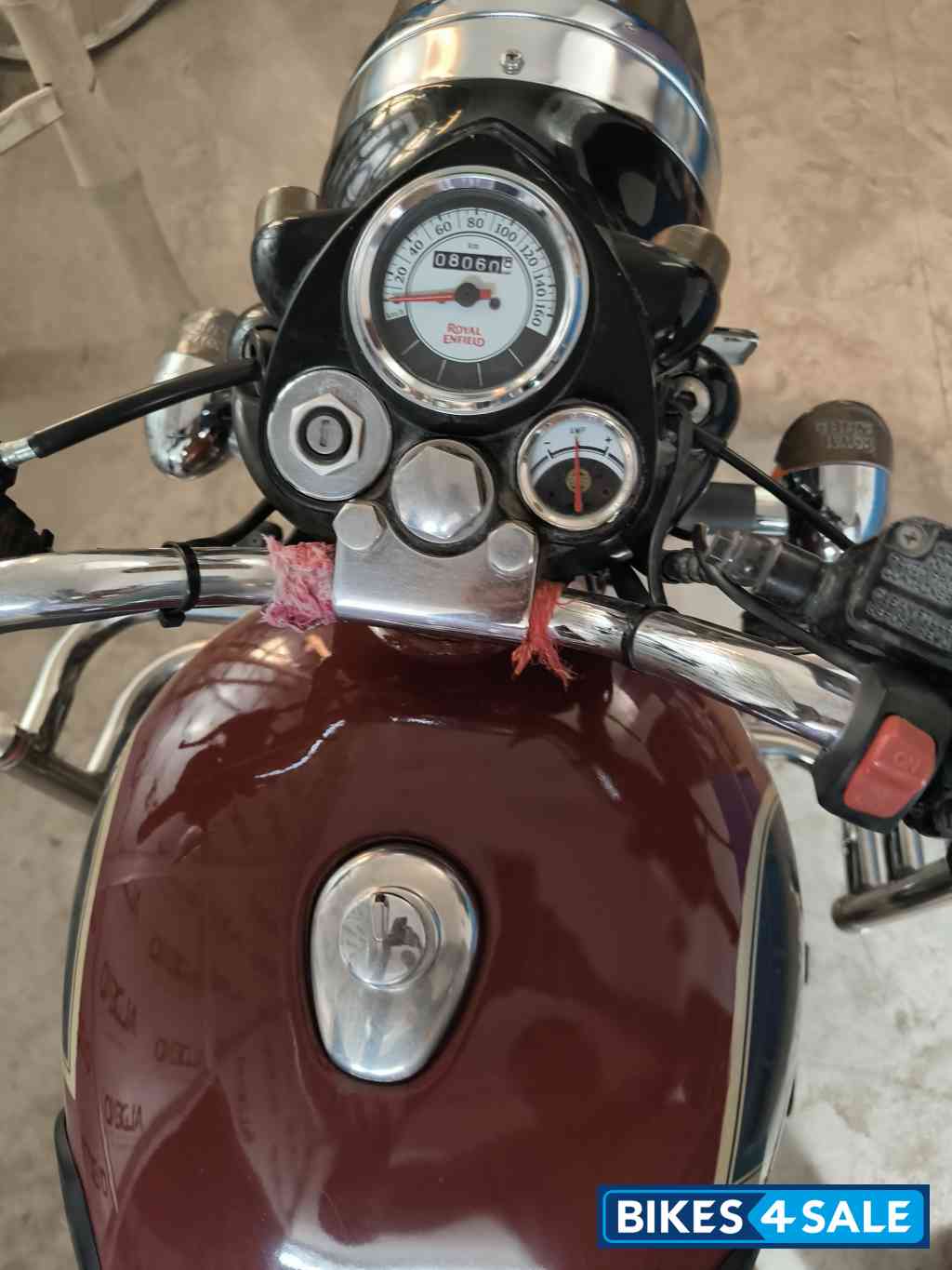 Chest Nut Royal Enfield Classic 350