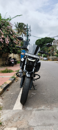 Black Yamaha FZ25