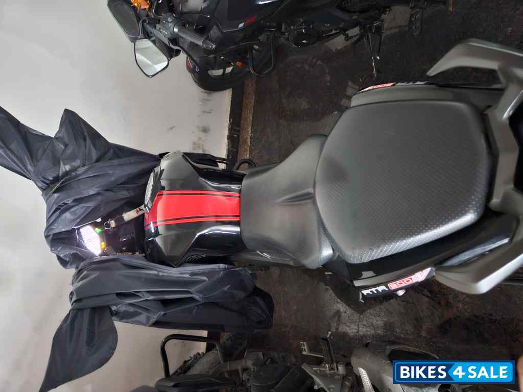 TVS Apache RTR 200 4V ABS TVS Apache RTR 200 4V ABS