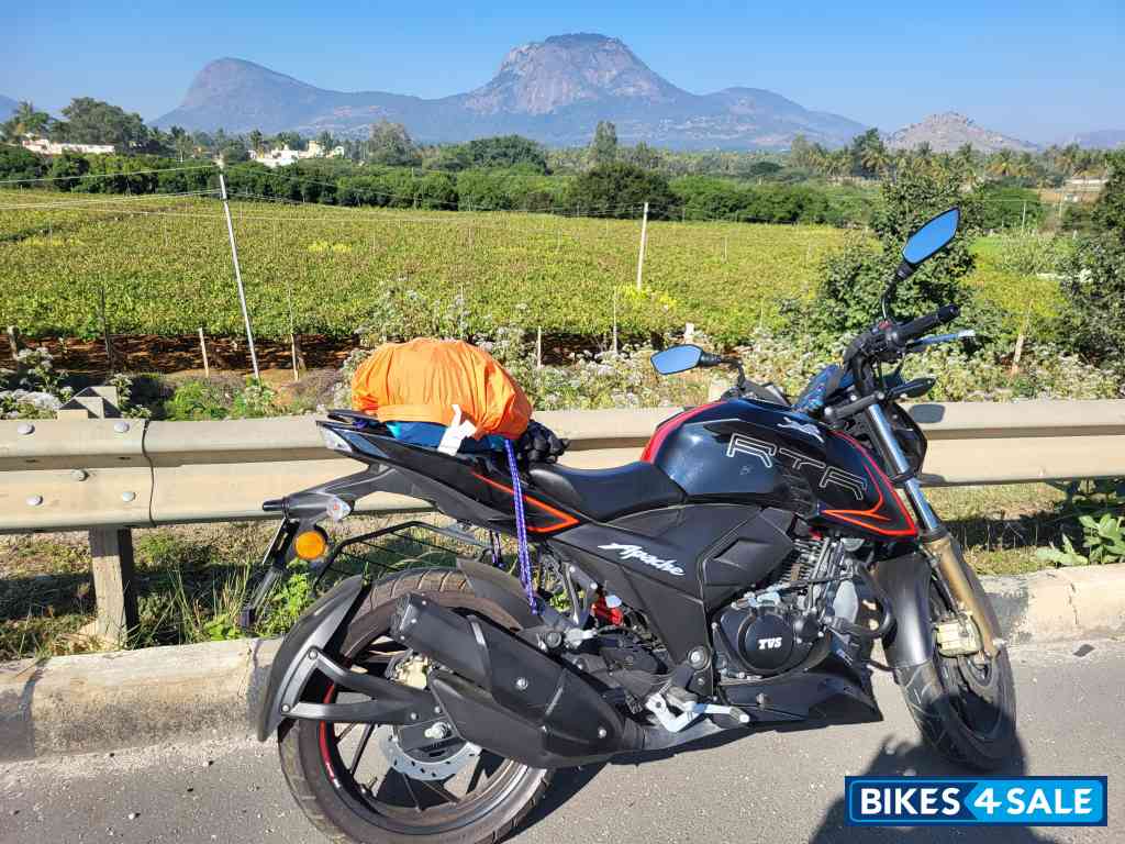 TVS Apache RTR 200 4V ABS TVS Apache RTR 200 4V ABS