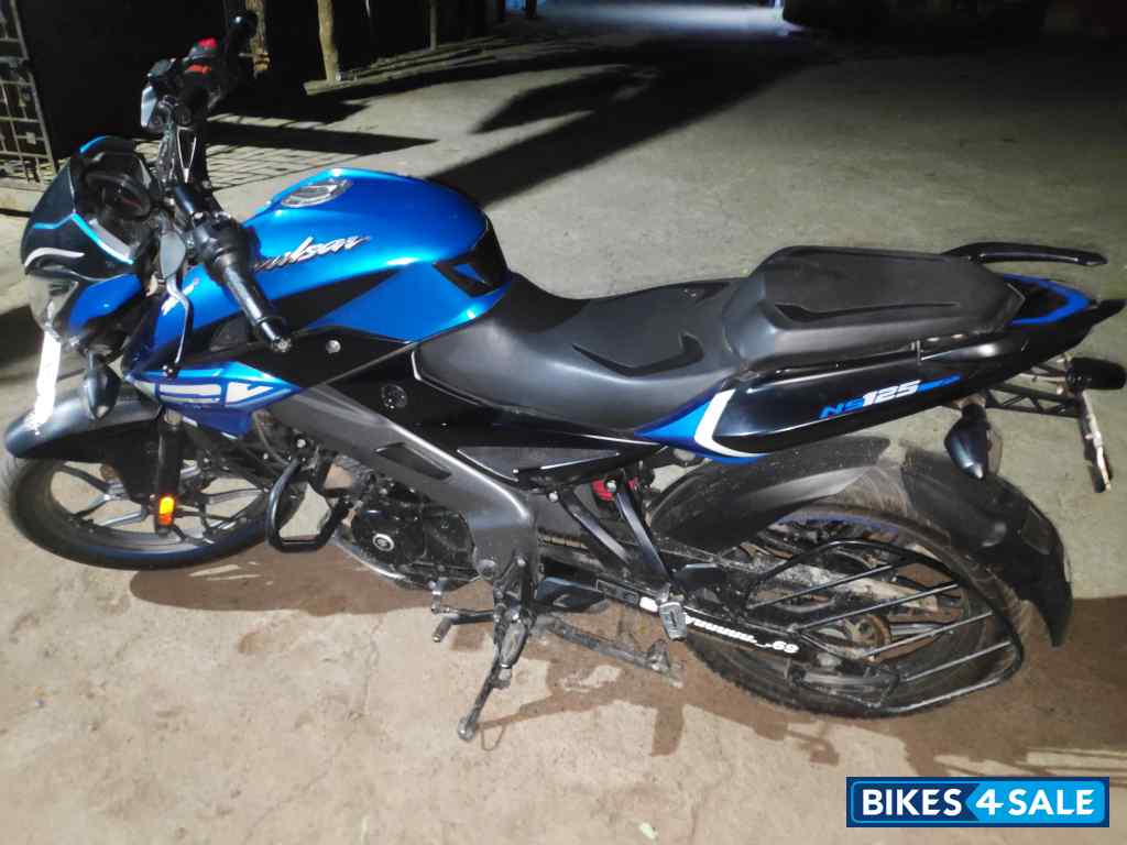 Bajaj 2022