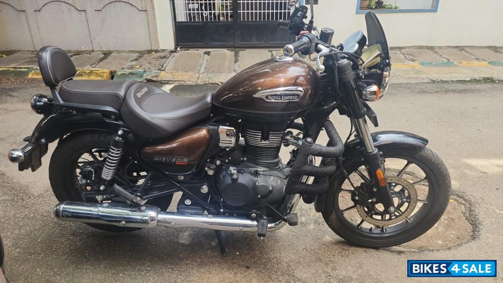 Brown Royal Enfield Meteor 350 Supernova