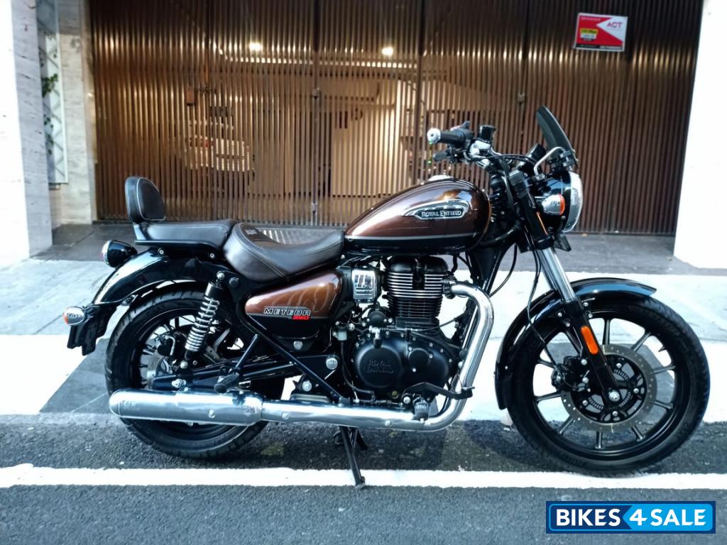 Brown Royal Enfield Meteor 350 Supernova