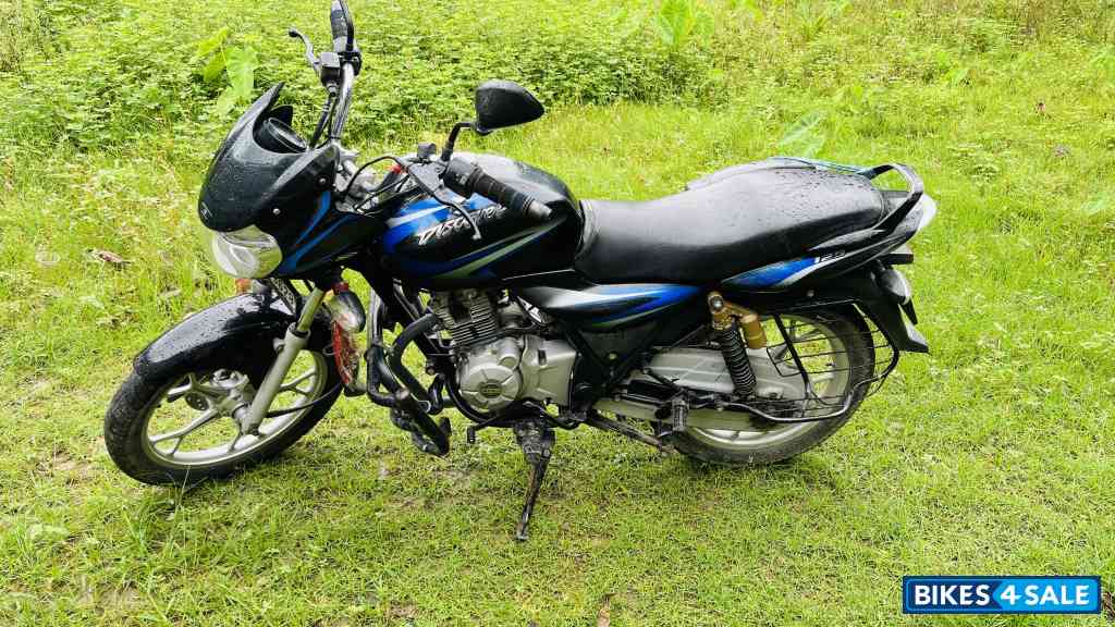 Bajaj Discover 125