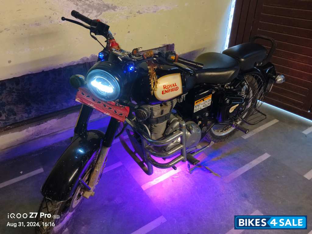 Royal Enfield Classic 350