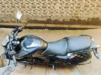Black Bajaj Pulsar N160