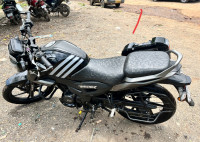 Black TVS Raider 125