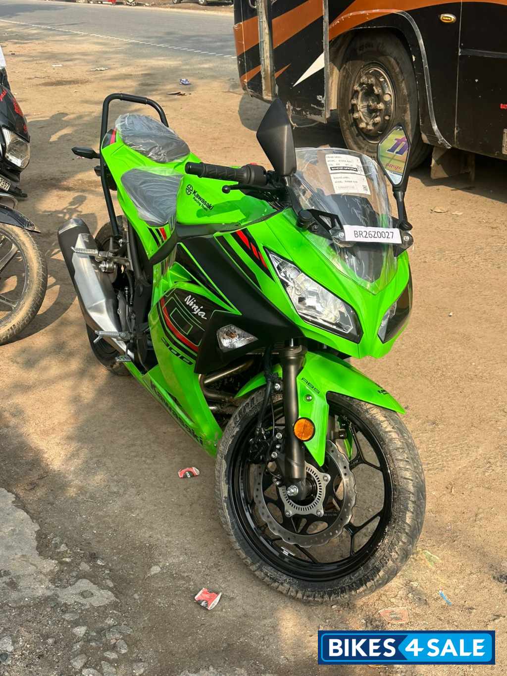 Kawasaki Ninja 300 BS6 2024