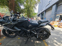 Bajaj Pulsar RS 200 ABS