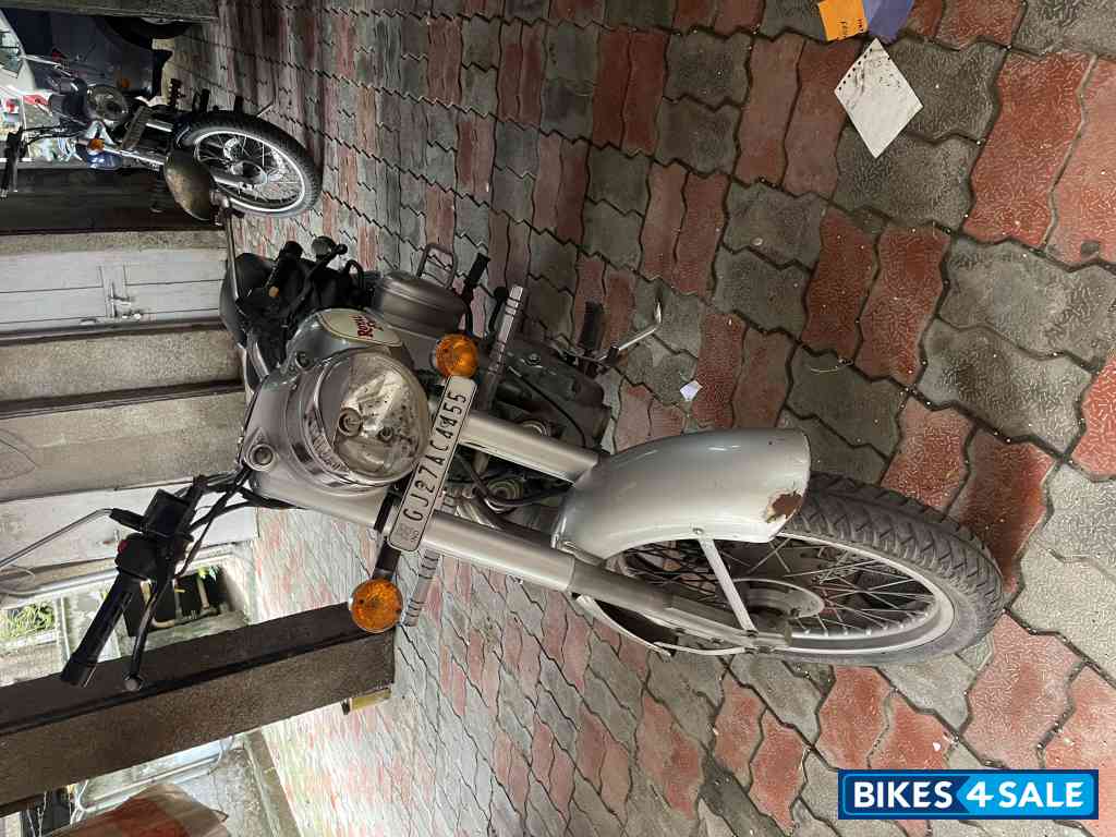 Royal Enfield Classic 350