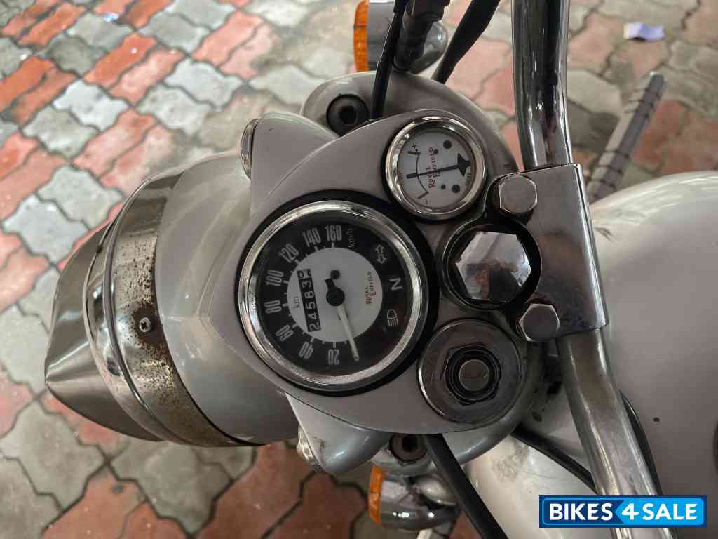 Royal Enfield Classic 350 Royal Enfield Classic 350