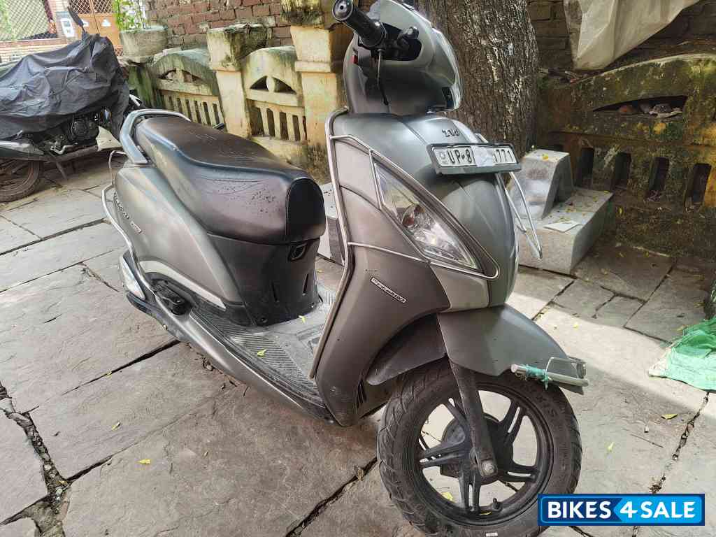 Grey TVS Jupiter 125