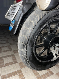 Blue Bajaj Avenger Street 150