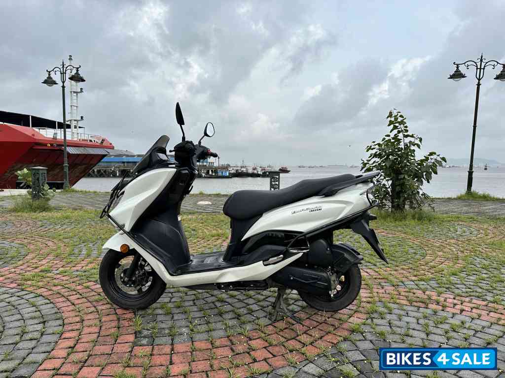 Suzuki Burgman Street BS6