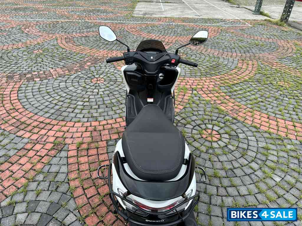 Suzuki Burgman Street BS6