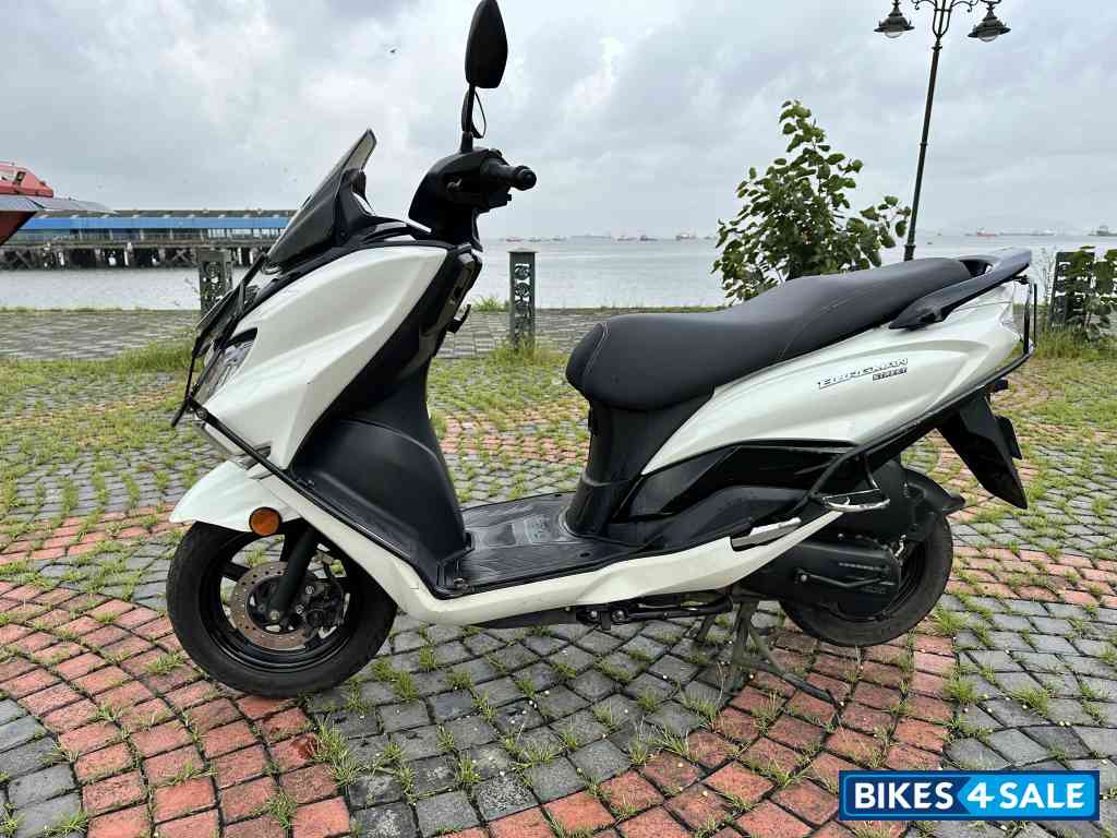 Suzuki Burgman Street BS6