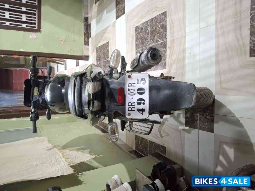 Black Bajaj Pulsar 150