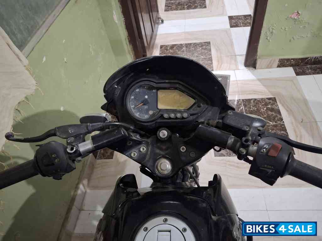 Black Bajaj Pulsar 150