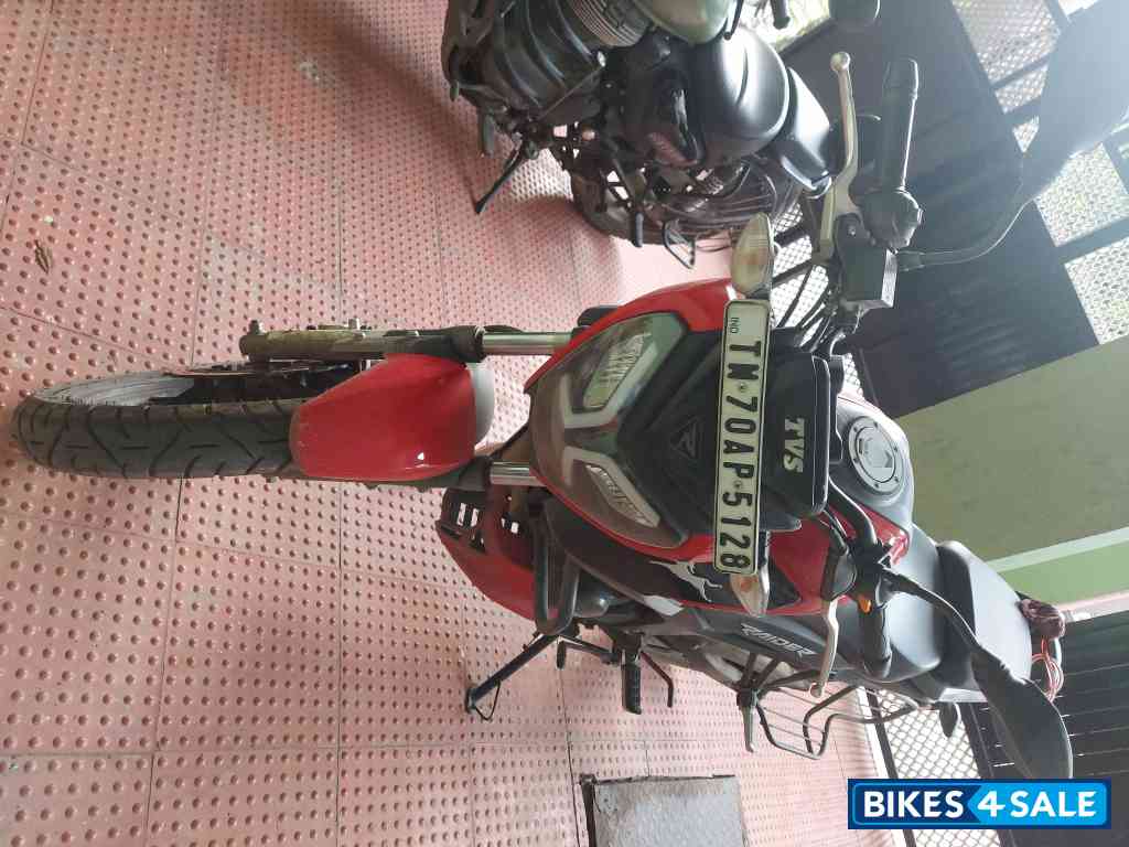 TVS Raider Split Seat