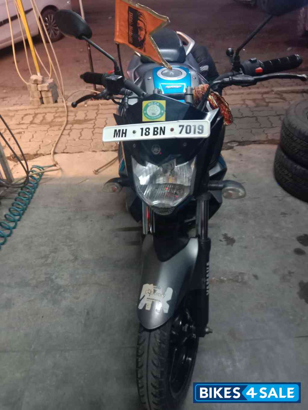 Hurycane Grey Yamaha FZ-S FI V2