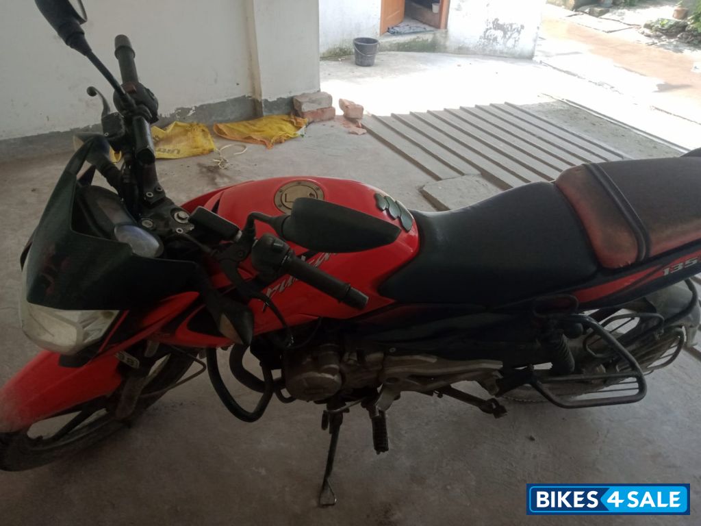 Bajaj Pulsar 135LS