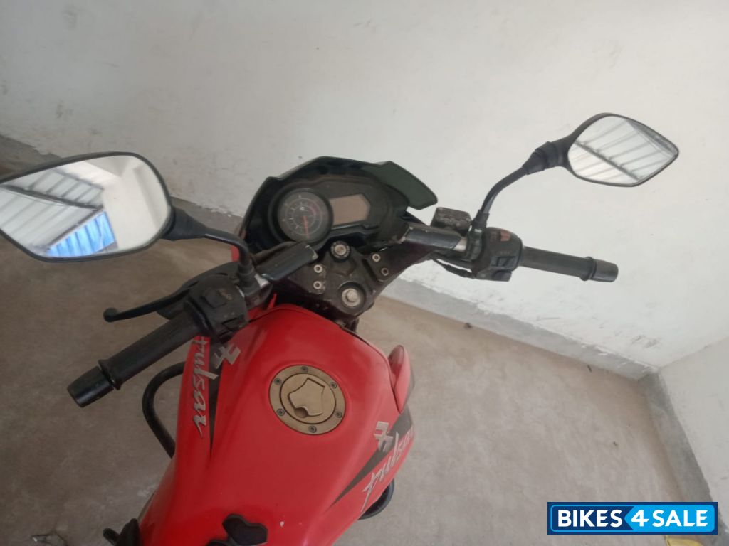 Bajaj Pulsar 135LS
