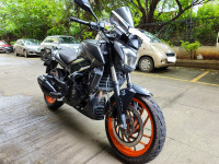 Matte Black Bajaj Dominar 400 Disc